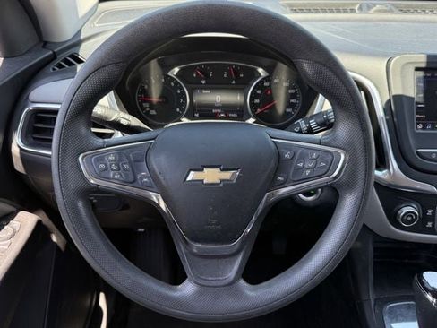 Used 2021 Chevrolet Equinox LT FWD image 11