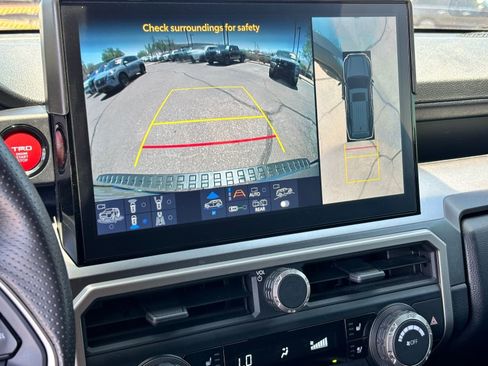 Used 2025 Toyota 4Runner TRD Off-Road Premium w/ Tow Technology Package AWD/4WD image 24