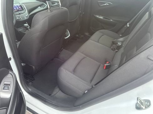 Used 2024 Chevrolet Malibu LT image 21