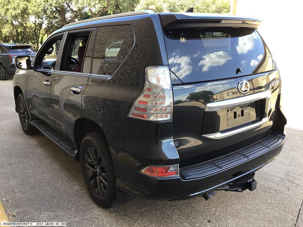 Used 2023 Lexus GX 460 Premium w/ Premium Package AWD/4WD image 6