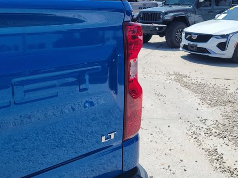 Used 2023 Chevrolet Silverado 1500 LT RWD image 11