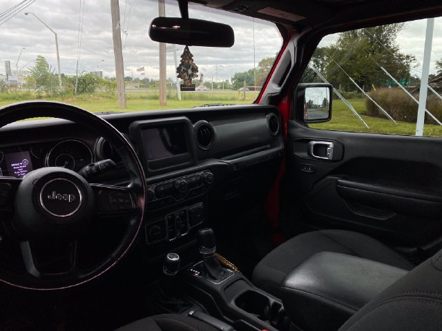 Used 2022 Jeep Wrangler Unlimited Sport AWD/4WD image 2