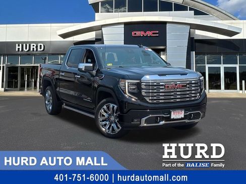 Used 2023 GMC Sierra 1500 Denali w/ Denali Reserve Package AWD/4WD image 1