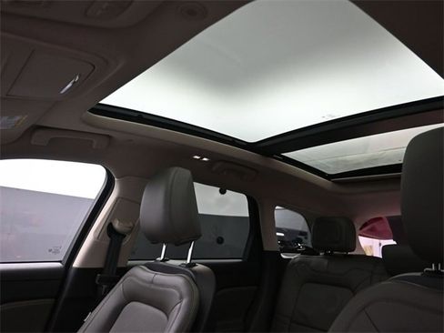 Certified 2023 Lincoln Corsair Reserve w/ Equipment Group 201A image 19