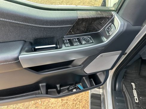 Certified 2023 Ford F150 Lariat w/ Trailer Tow Package image 11