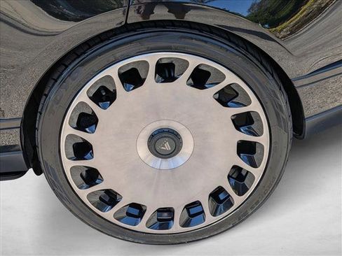 Used 2020 Land Rover Range Rover Long Wheelbase Autobiography image 25