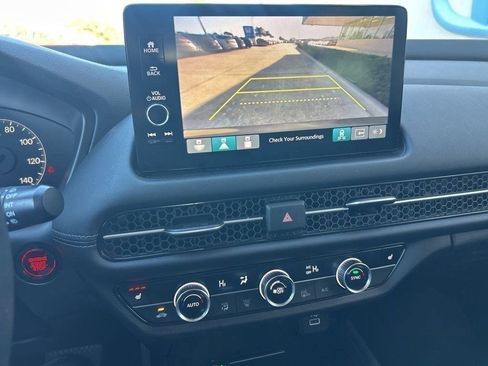 Used 2023 Honda HR-V EX-L image 13