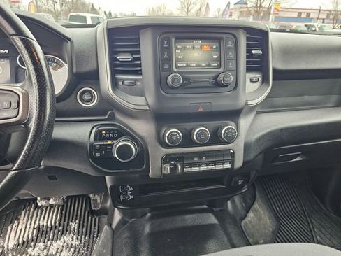 Used 2024 RAM 2500 Tradesman w/ Chrome Appearance Group image 17