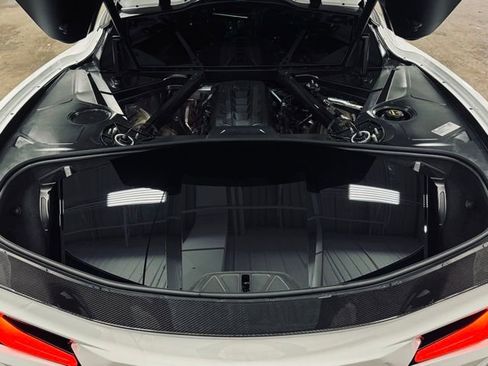 Used 2025 Chevrolet Corvette Stingray Premium Cpe w/ Z51 Performance Package image 12