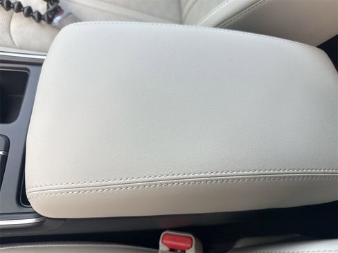 New 2025 Kia Sorento S image 41