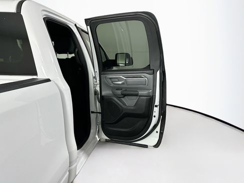 Used 2021 RAM 1500 Big Horn image 28
