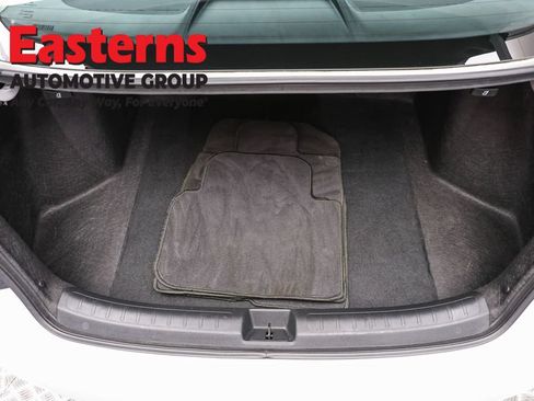 Used 2022 Honda Civic Touring image 9