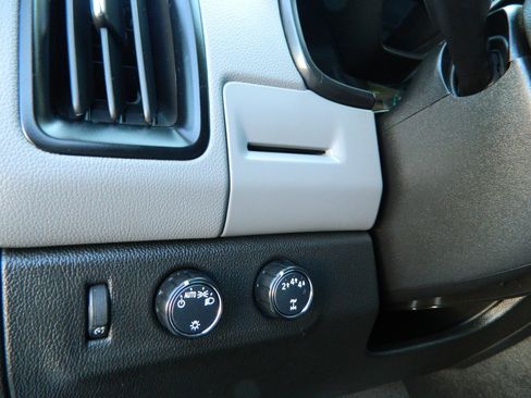 Used 2021 Chevrolet Colorado W/T w/ WT Convenience Package AWD/4WD image 20