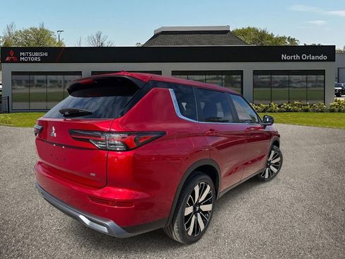 New 2026 Mitsubishi Outlander SE FWD image 6