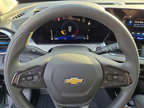 New 2026 Chevrolet Trax LT image 17