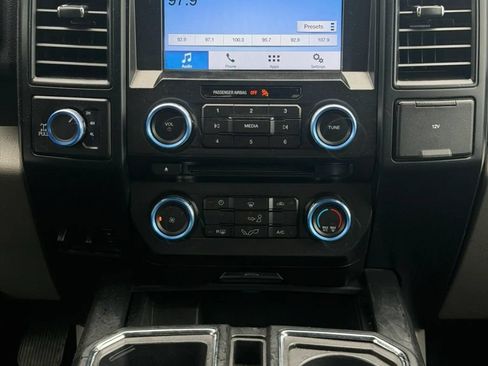 Used 2017 Ford F150 XL w/ Equipment Group 101A Mid AWD/4WD image 19