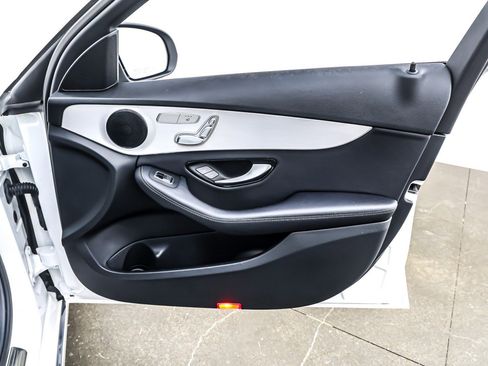Used 2021 Mercedes-Benz C 300 Sedan image 24