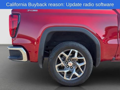 Used 2023 GMC Sierra 1500 SLT AWD/4WD image 32