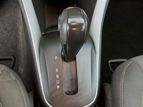 Used 2021 Chevrolet Trax LS w/ Tint and Cruise Package AWD/4WD image 19