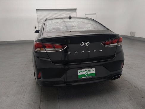 Used 2018 Hyundai Sonata SEL w/ Tech Package 02 FWD image 6