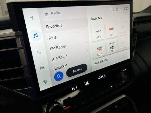 Used 2025 Toyota Tundra Platinum image 13