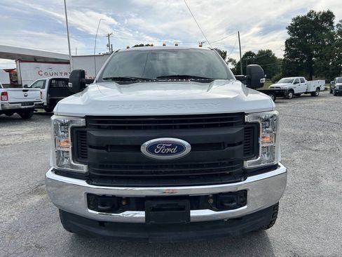 Used 2019 Ford F350 XL w/ Power Equipment Group AWD/4WD image 3