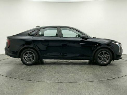 Used 2025 Kia K4 FWD image 8