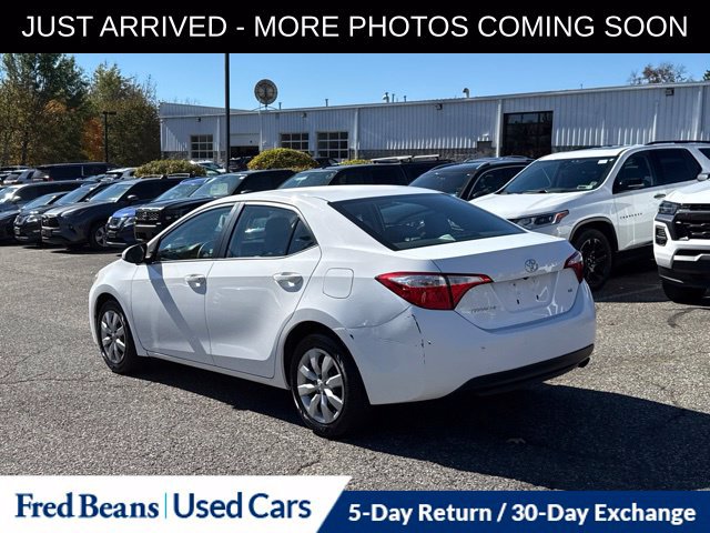 Used 2015 Toyota Corolla LE FWD image 6