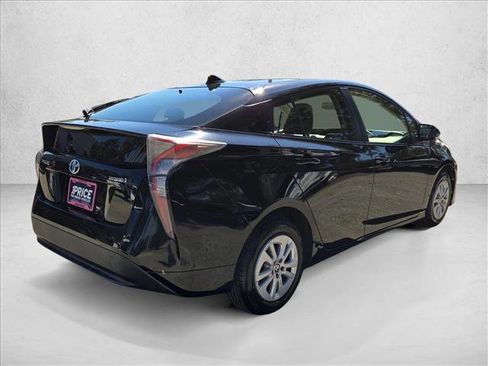 Used 2016 Toyota Prius Two image 5