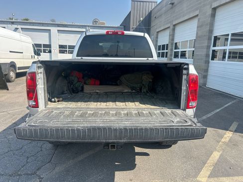 Used 2006 Dodge Ram 2500 Truck SLT w/ Light Group AWD/4WD image 5