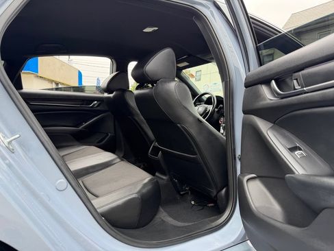 Used 2022 Honda Accord Sport image 12