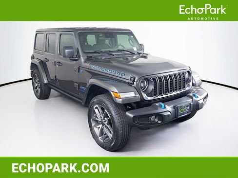 Used 2024 Jeep Wrangler Unlimited w/ Convenience Group AWD/4WD image 1