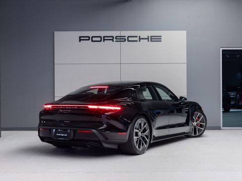 New 2026 Porsche Taycan 4S AWD/4WD image 7