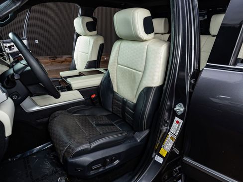 Used 2023 Toyota Tundra Capstone image 29