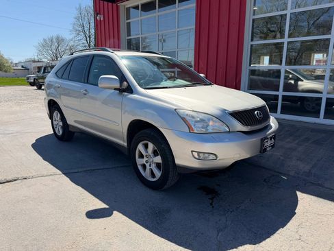 Used 2006 Lexus RX 330 AWD image 2