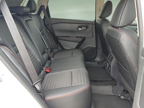 New 2026 Nissan Rogue SV AWD/4WD image 17