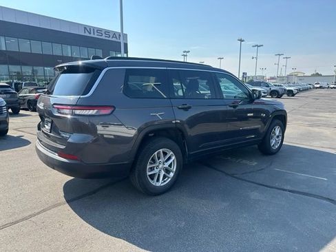 Used 2024 Jeep Grand Cherokee L Laredo w/ Trailer Tow Package AWD/4WD image 12