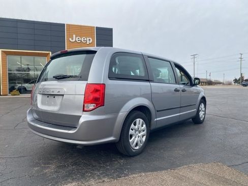 Used 2015 Dodge Grand Caravan American Value Package image 9