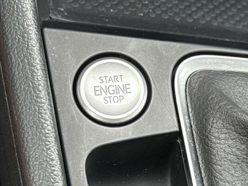 Used 2024 Volkswagen Jetta SEL image 30