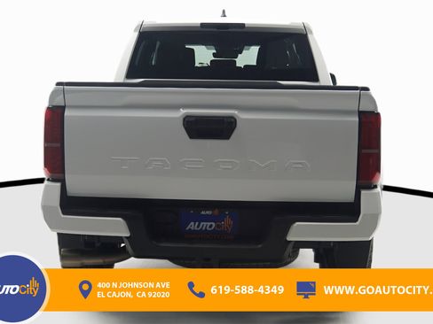 Used 2024 Toyota Tacoma TRD Sport image 12