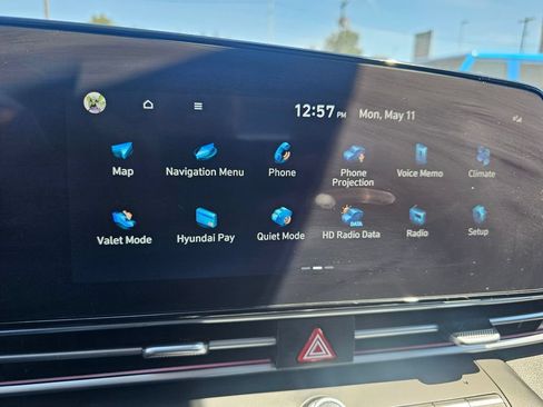 Used 2024 Hyundai Elantra SEL w/ Convenience Package FWD image 28