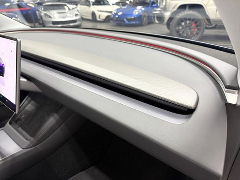 Used 2025 Tesla Model 3 Performance AWD/4WD image 18