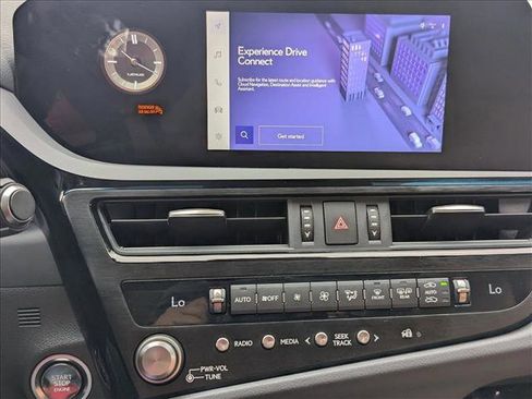 Used 2025 Lexus ES 350 w/ Premium Package image 8