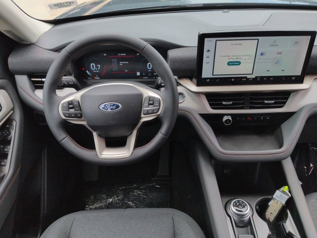 New 2026 Ford Explorer Active RWD image 16