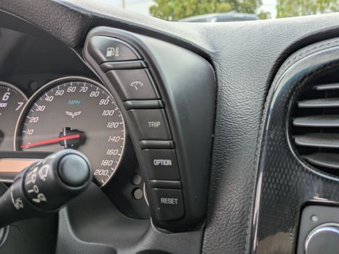 Used 2008 Chevrolet Corvette Coupe image 22