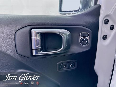 New 2026 Jeep Gladiator Rubicon image 21