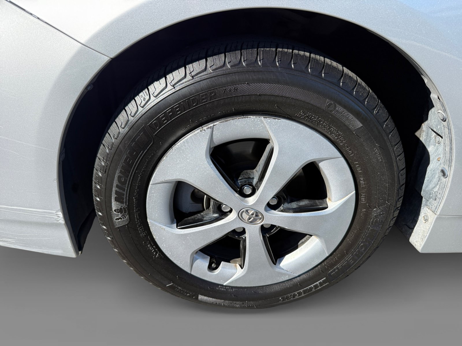 Used 2014 Toyota Prius Two FWD image 9