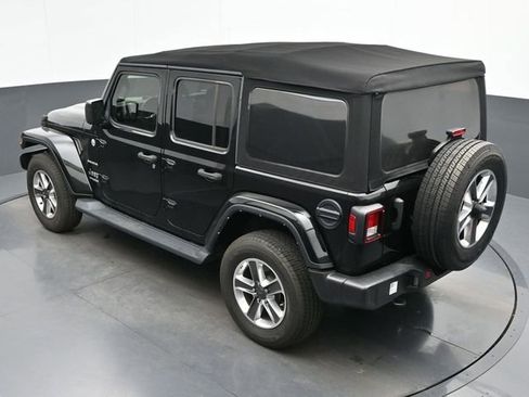 Used 2022 Jeep Wrangler Unlimited Sahara image 44
