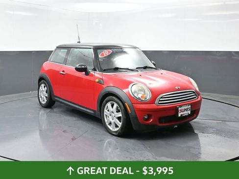 Used 2010 MINI Cooper Hardtop image 3