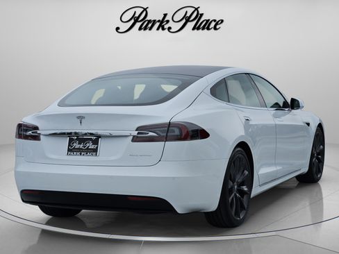 Used 2020 Tesla Model S Long Range Plus AWD/4WD image 6